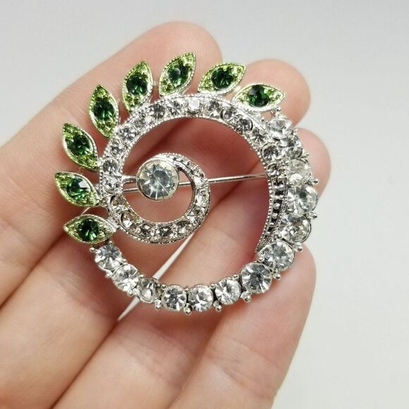 Vintage Brooch and Clip On Earring Set, Green and Silver Tone Rhinestone, 60s - Picture 2 of 8